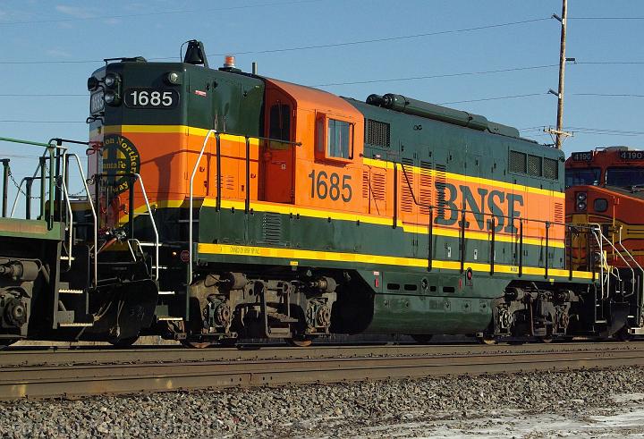 BNSF 1685 - GP9.jpg